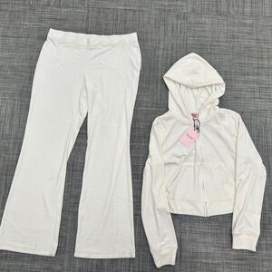 Juicy couture white cream velour ivory tracksuit nwt size large rhinestones